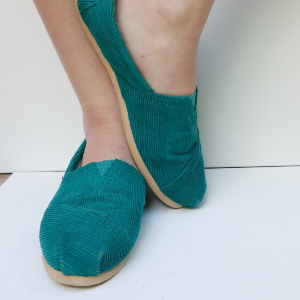 Blue-Green Toms